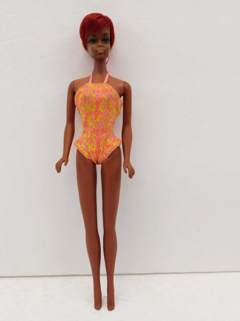 Vintage 1968 Julia Nurse Barbie TNT Doll , Modeled (1 of 11)