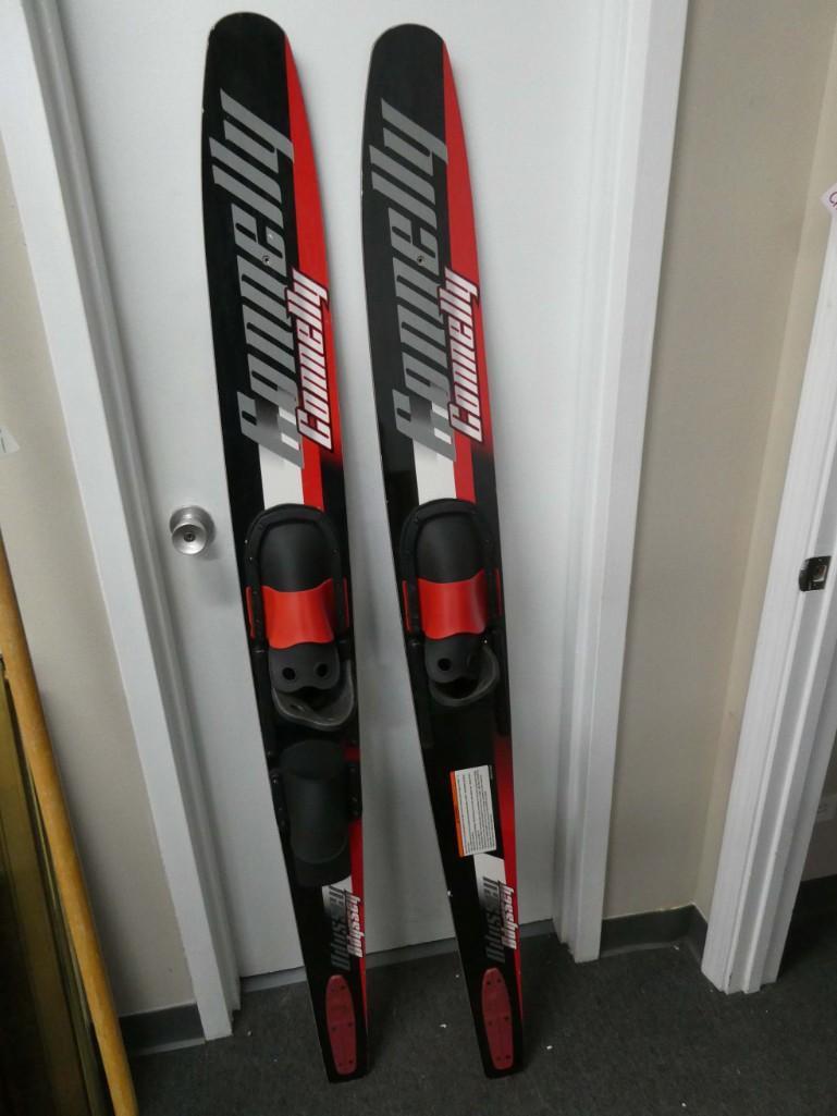 Connelly Odyssey Water Skis: Connelly Odyssey Water Skis