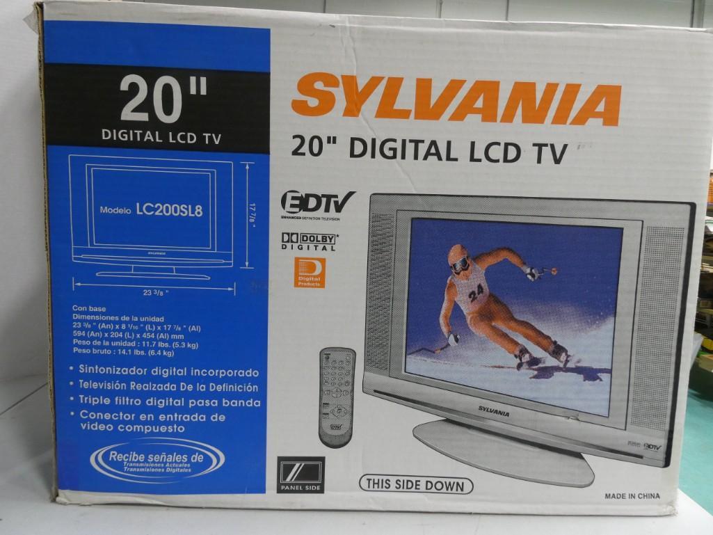 Sylvania 20" Digital LCD TV w Remote Working Condition (1 of 1)