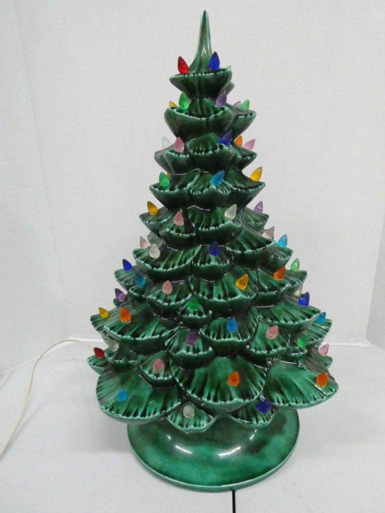 Vintage Ceramic Christmas Tree with Lights (1 of 1)