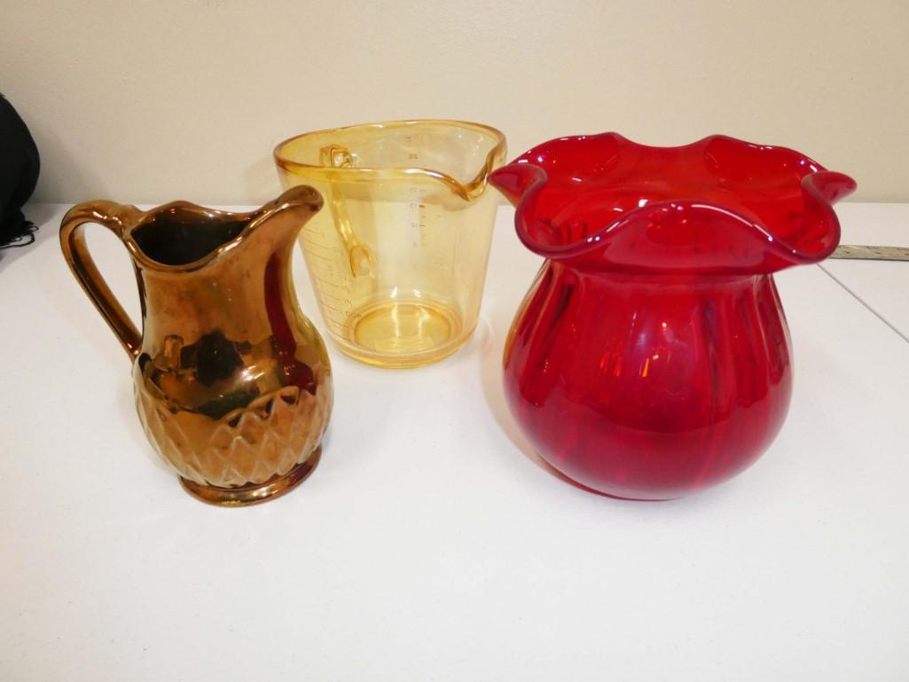 Collectibles Lot incl Red Glass Vase, Pyrex Peach (1 of 1)