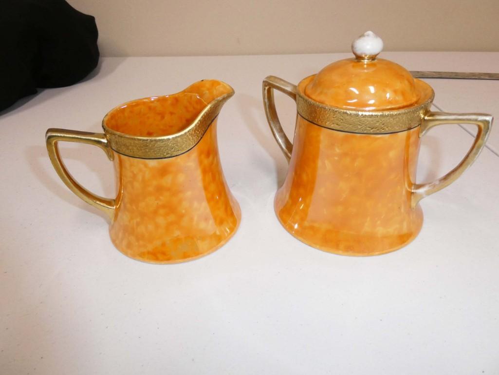Lustreware Porcelain Creamer and Sugar Bowl (1 of 1)
