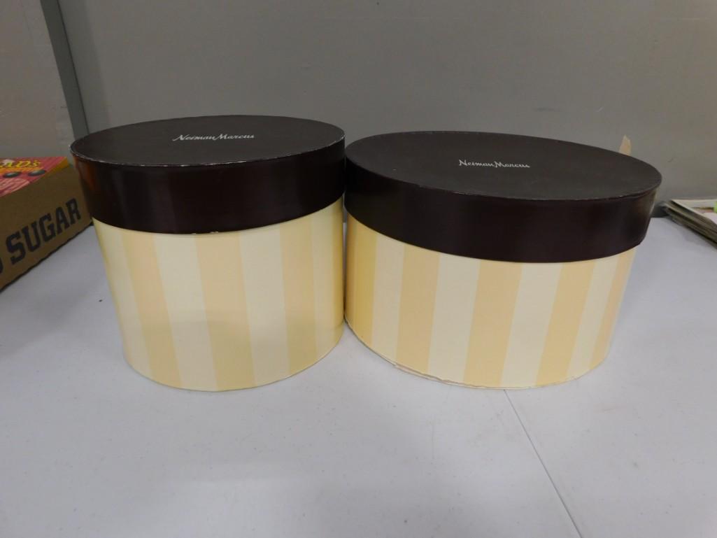 Neiman Marcus Glasses and Plates: Neiman Marcus Glasses and Plates
