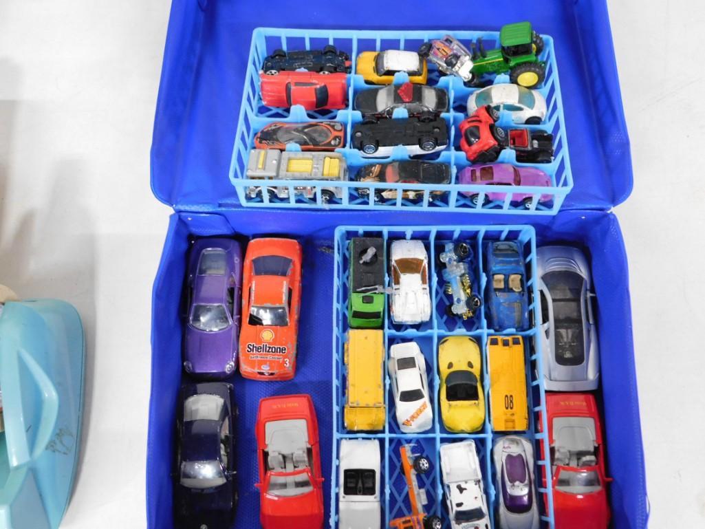 Hot Wheel Case with Cars incl Hot Wheels: Hot Wheel Case with Cars incl Hot Wheels