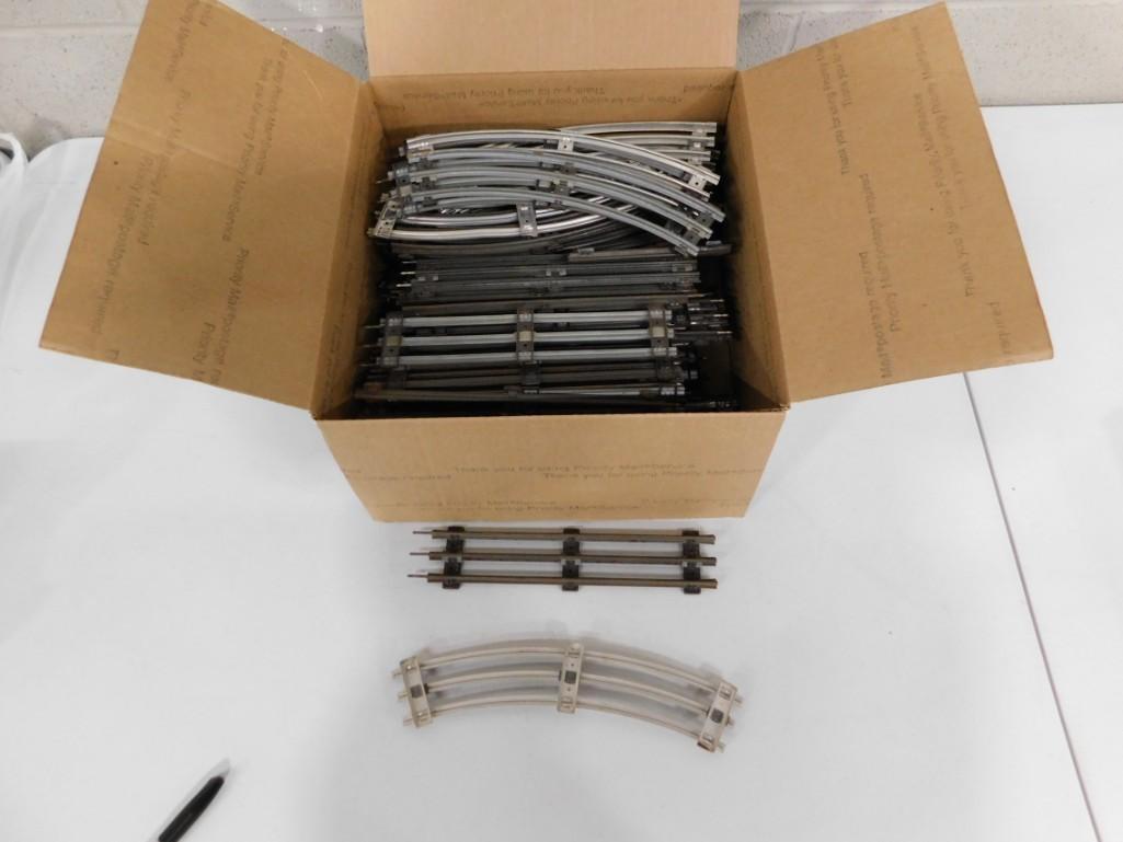 Model Train Track incl Straight and Curved Pieces (1 of 2)