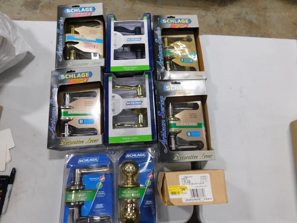 9 Hall and Closet Doorknobs New in Package Non Locking (1 of 5)