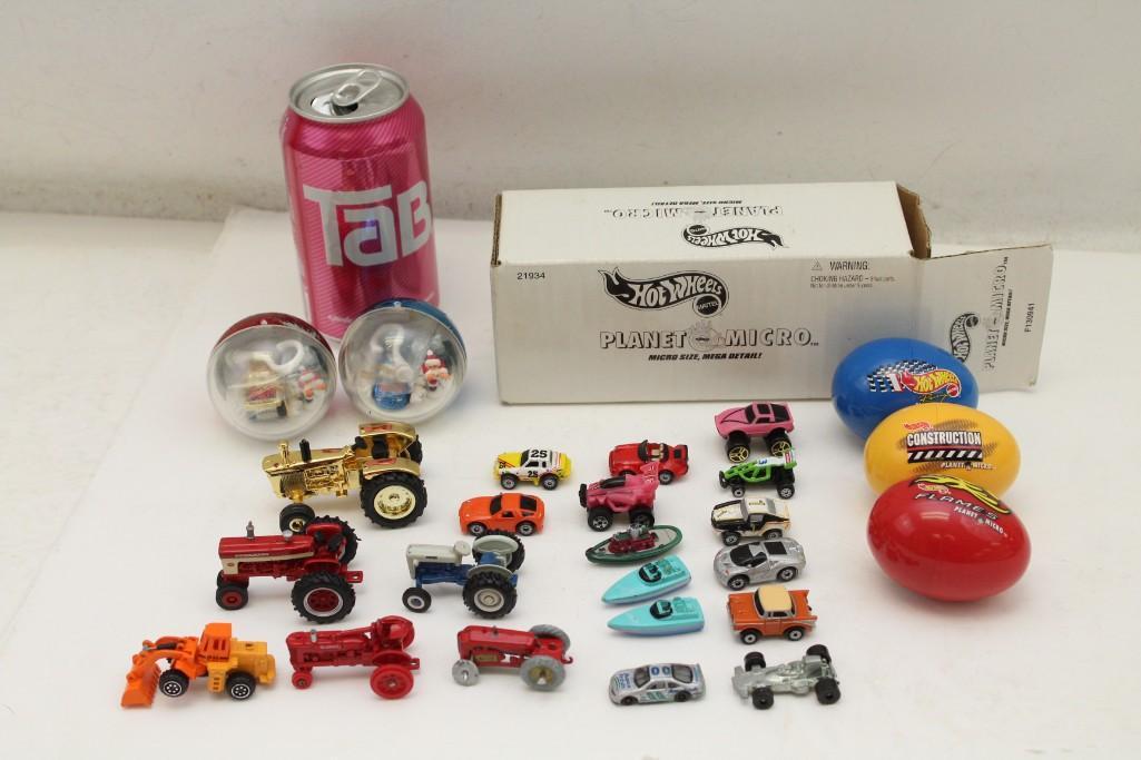 Ertl & Vtg Japan Mini Diecast Metal Tractors , Micro (1 of 7)