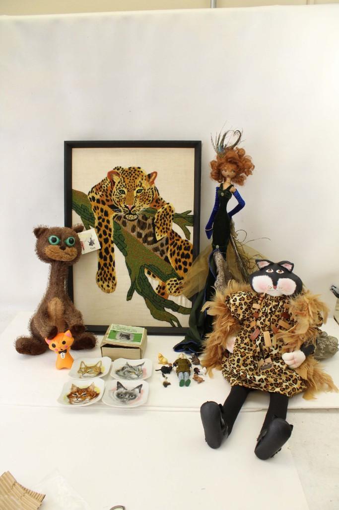 Cat Lot incl Leopard Crewel Embroidered 18x23 Framed (1 of 7)