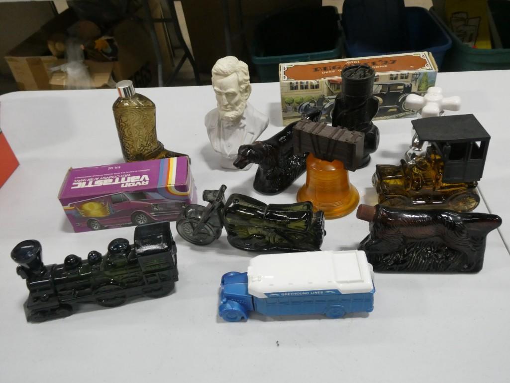 Lot of Avon Bottles incl Dog, Motorcycle, Faucet,: Lot of Avon Bottles incl Dog, Motorcycle, Faucet, Lincoln, Groovy Van, Bugatti, Greyhound Bus, train, etc