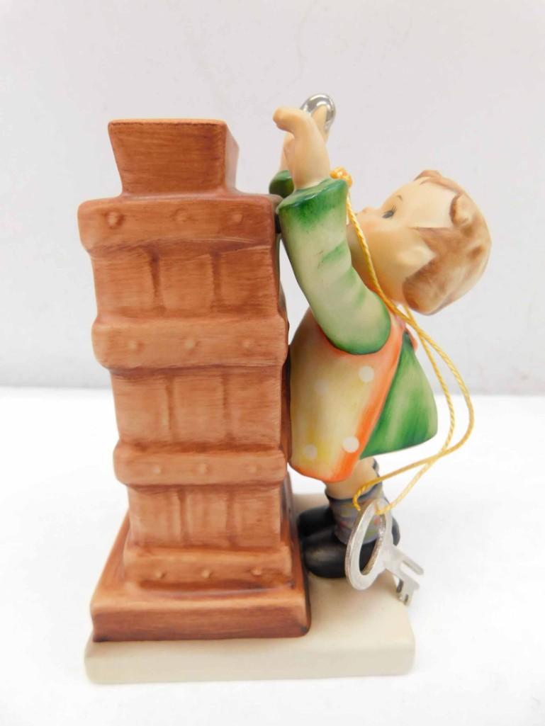 Goebel Hummel Little Thrifty Bank with Key 118 75 (1 of 5)