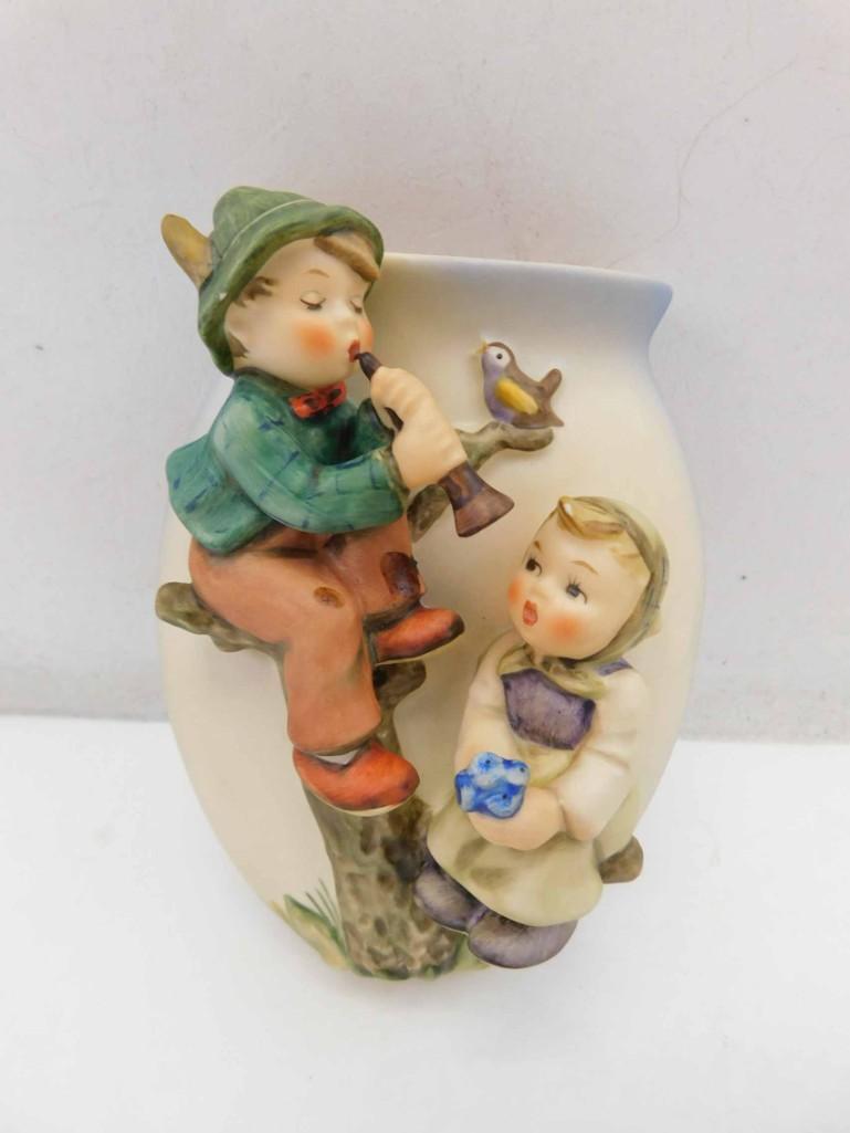 1958 Goebel Hummel Wall Pocket Vase Boy and Girl 360/A (1 of 4)