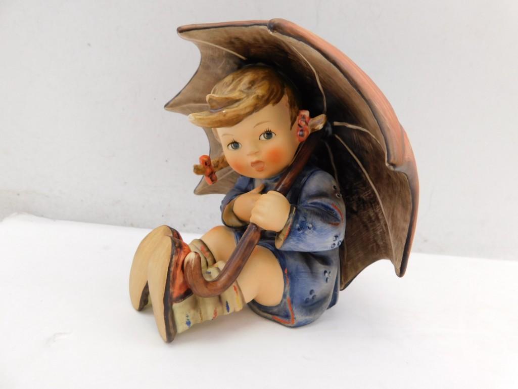 1957 Goebel Hummel Umbrella Girl 152/0 B Signed: Vintage 1957 Goebel Hummel Umbrella Girl 152/0/B Signed Figurine