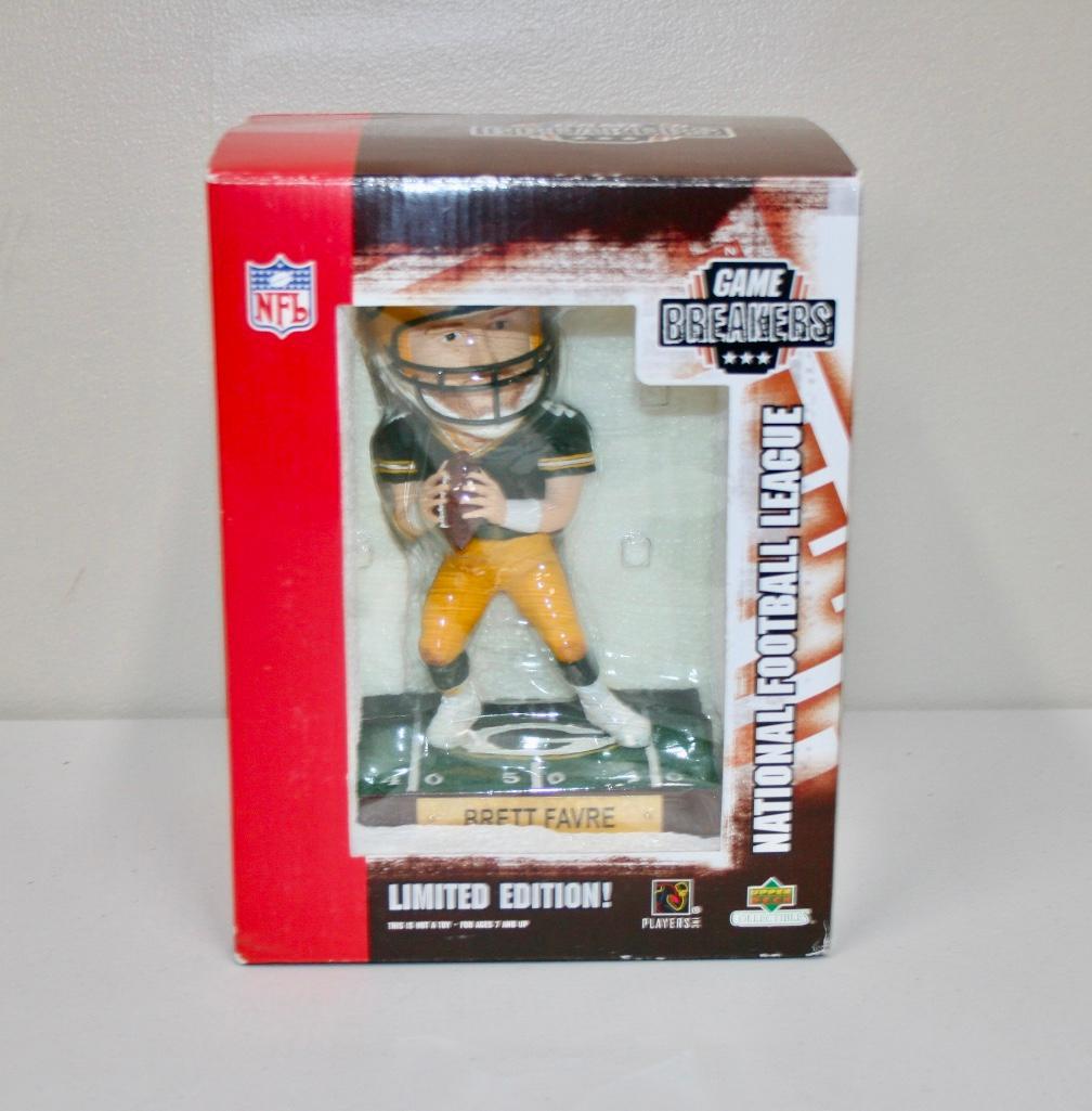 Green Bay Packers Brett Favre Game Breaker Figure (1 of 4)