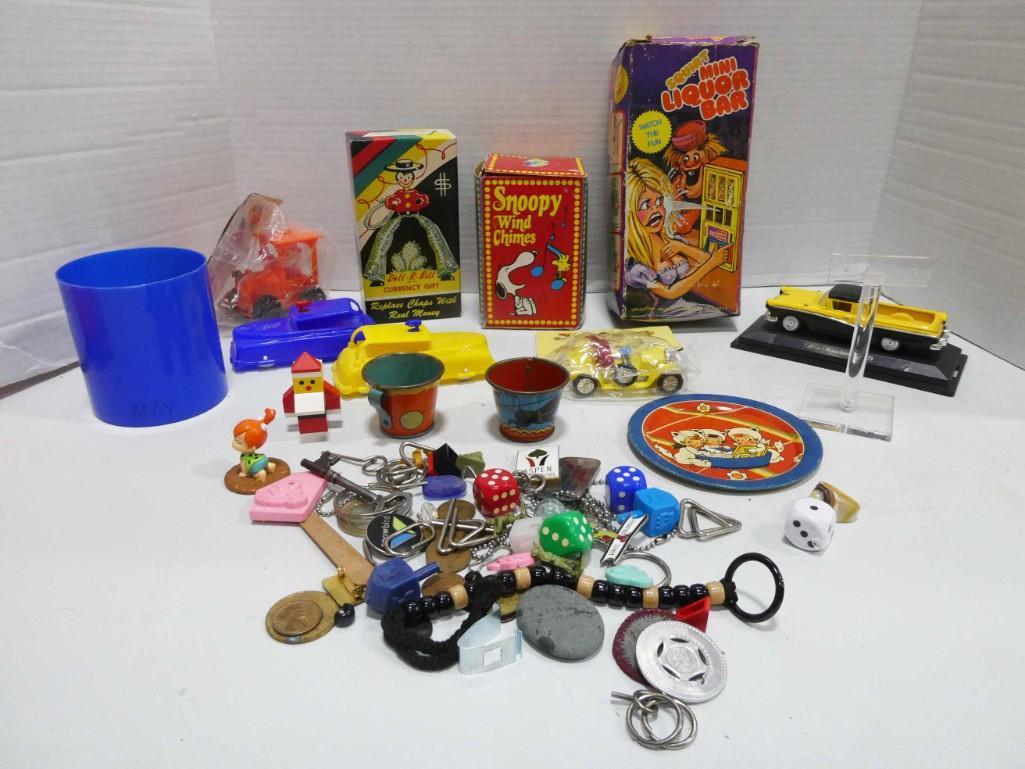 Lot of Smalls and Small Toys incl Vintage Tin Plate, (1 of 4)