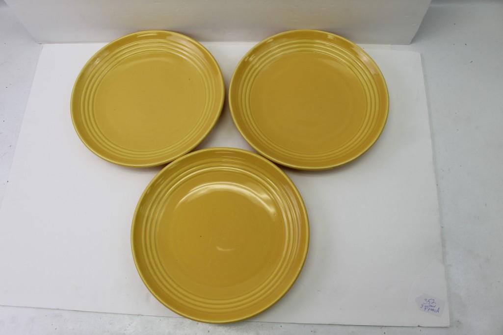 Bauer Ringware Dinner Plates-3 (1 of 2)