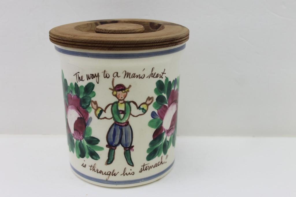 Bauer 'Farm House' Miscellaneous Cannister: Bauer 'Farm House' Miscellaneous Cannister . Hand Painted Bauer from the 1940's-50's. The lid is original hand-carved wood.