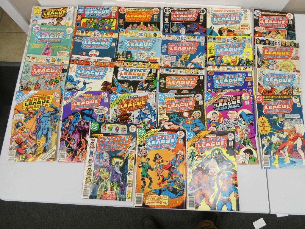 27 Justice League of America Comics 20 cent to 60 cent (1 of 4)