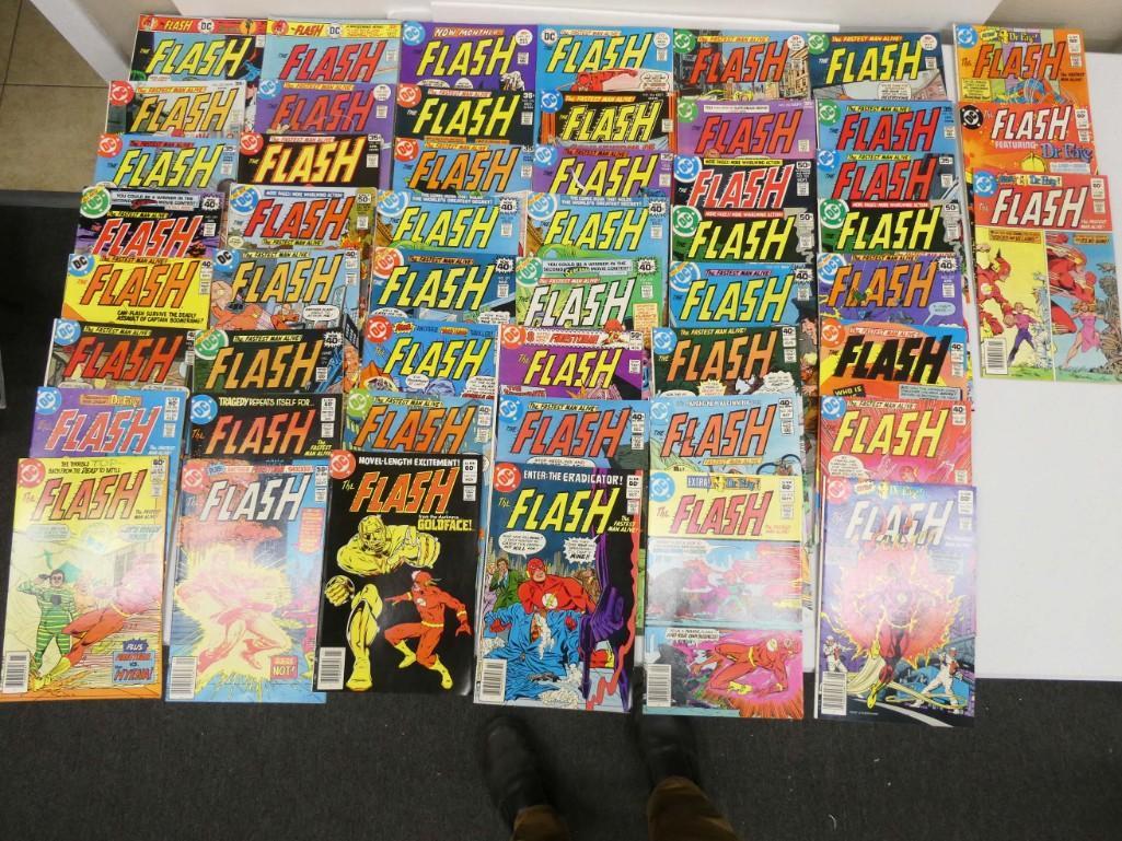 51 The Flash Comic Books 30 cent to 60 cent Comics (1 of 4)