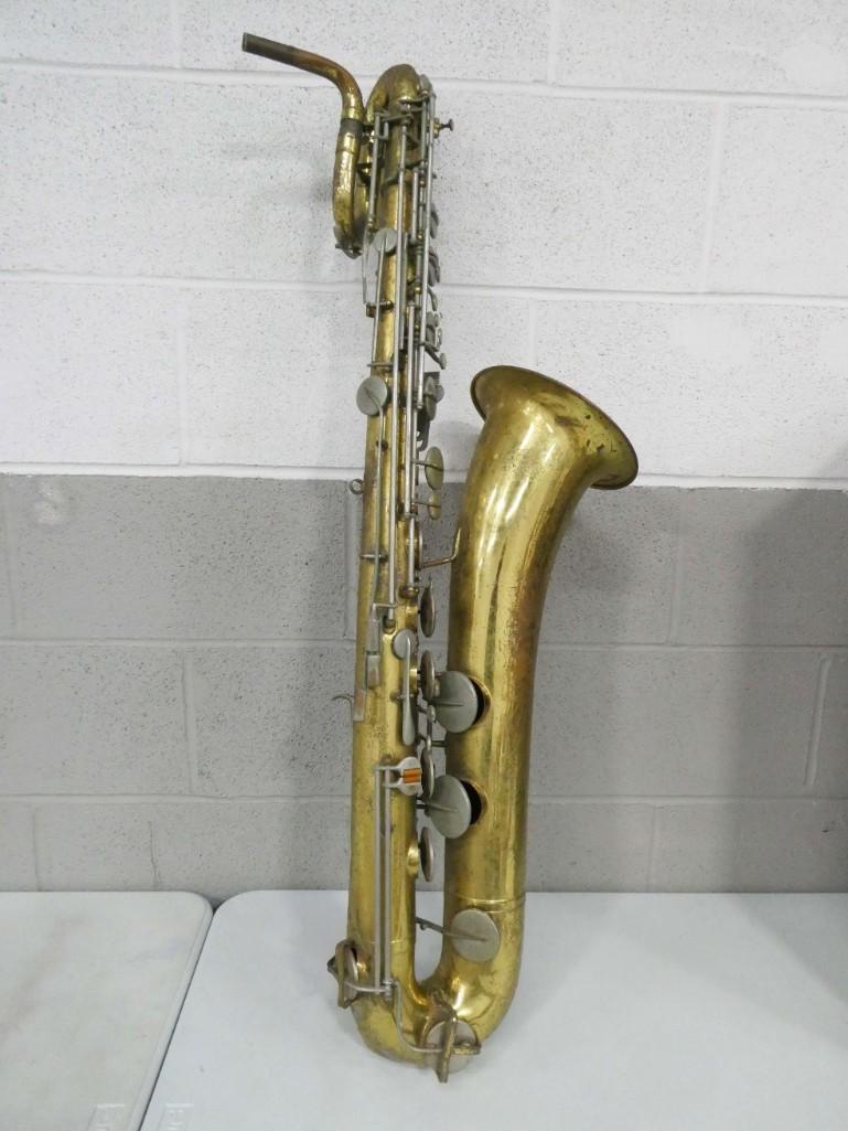 Buescher Baritone Saxophone Bari Sax (1 of 5)