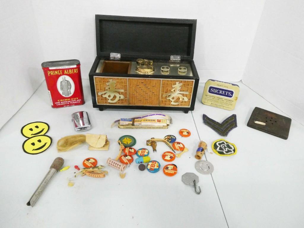 Lot of Smalls incl Table Lighter , Camel Lighter ,: Lot of Smalls incl Table Lighter , Camel Lighter , Patches , Pins , etc