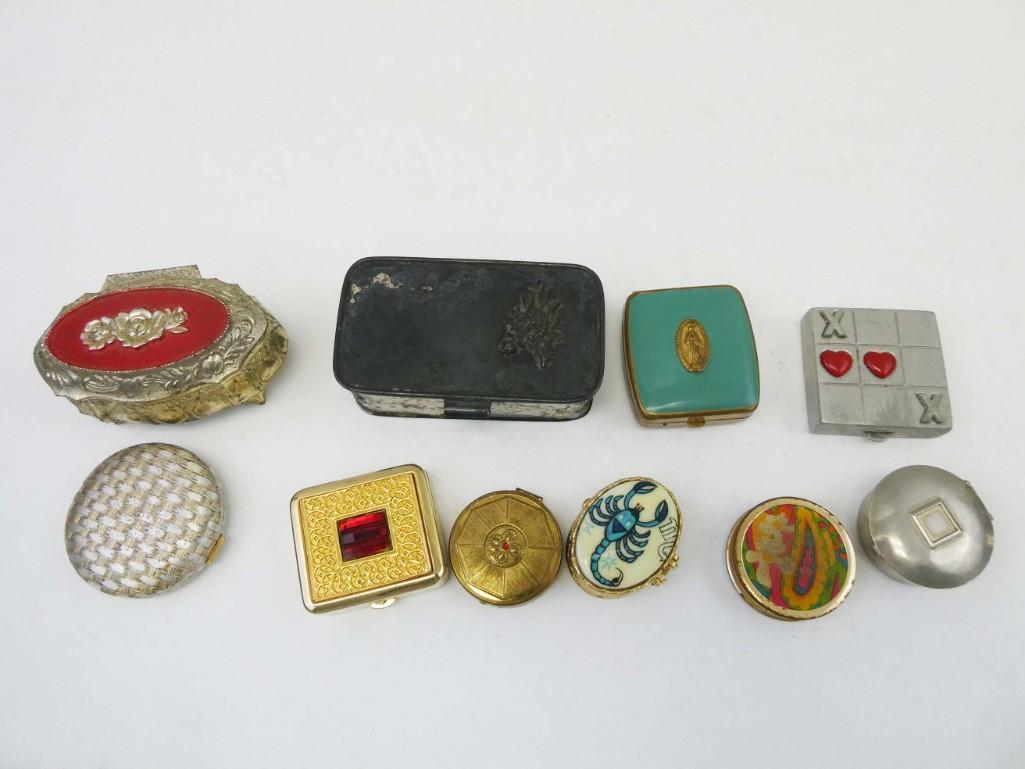 Vintage Compacts , Pill Boxes , Trinket Boxes , etc (1 of 4)