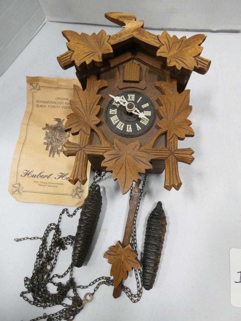 Black Forest Cuckoo Clock Original Schwarzwalder (1 of 2)