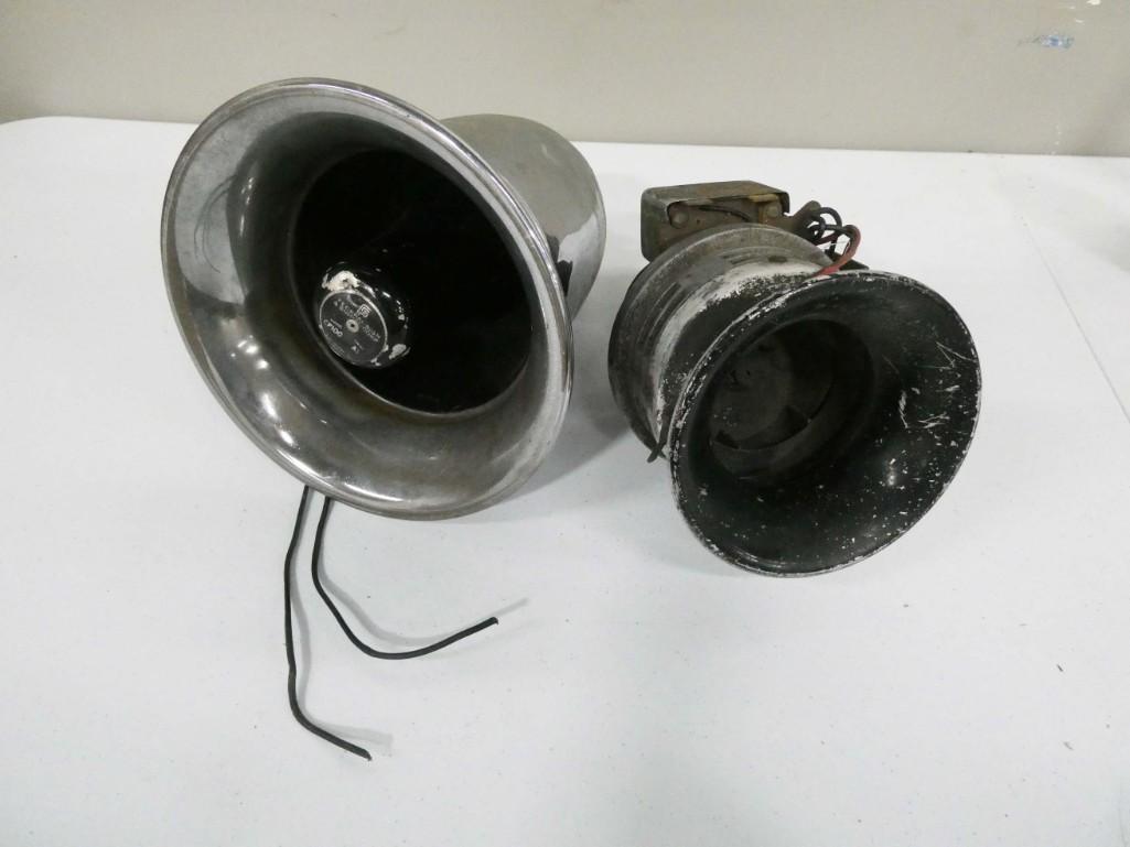 Vintage Federal Sign and Signal Corp Siren Speaker and (1 of 6)