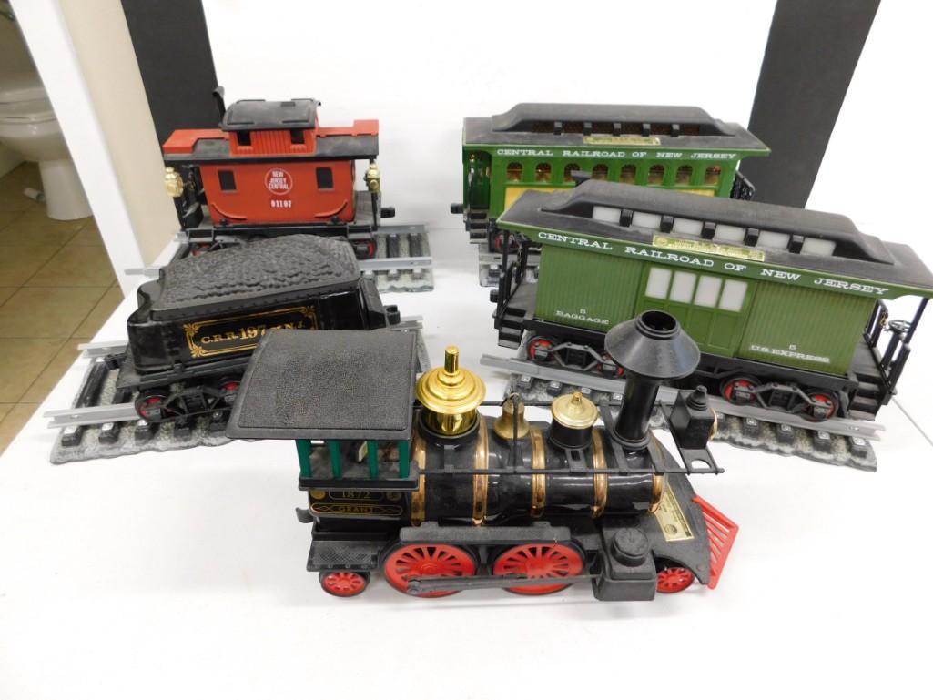 5 Jim Beam Train Decanters with 4 Track Pieces EMPTY (1 of 11)