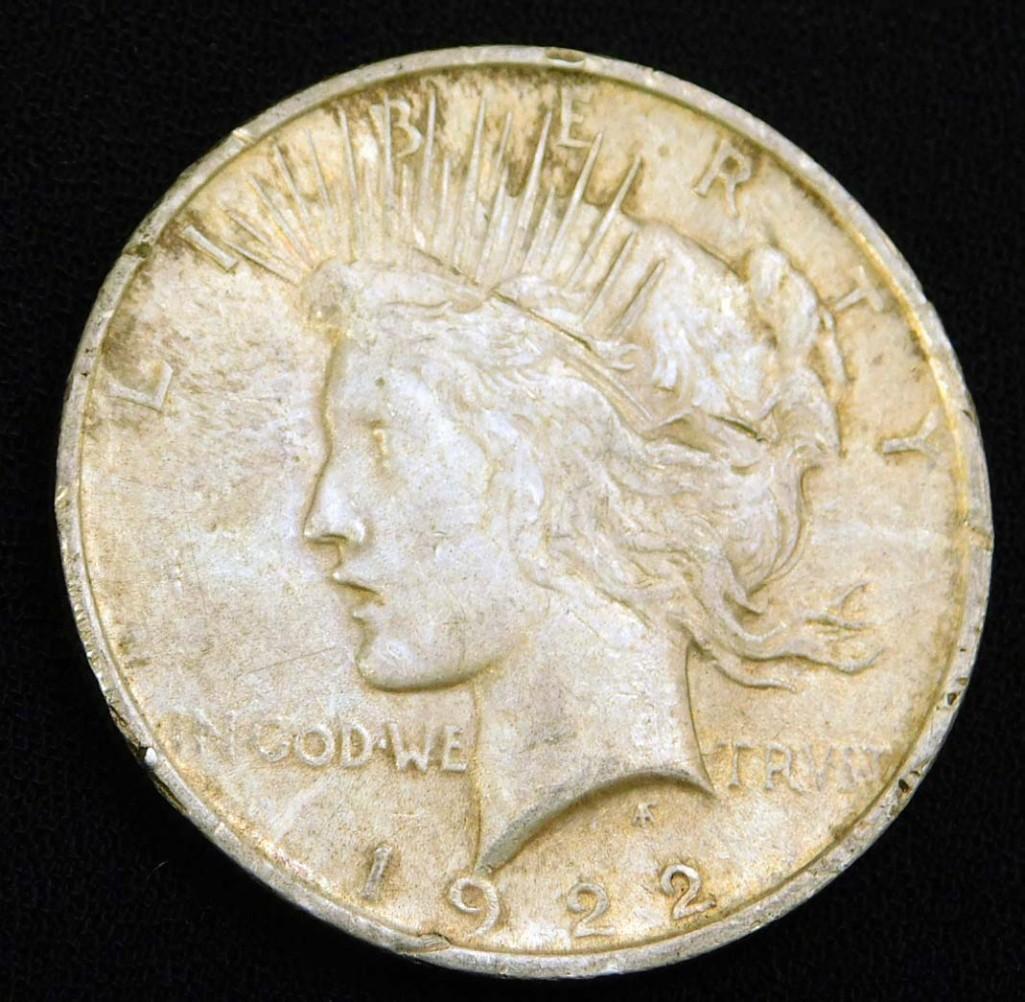 1922-P Peace Dollar 90% Silver (1 of 2)