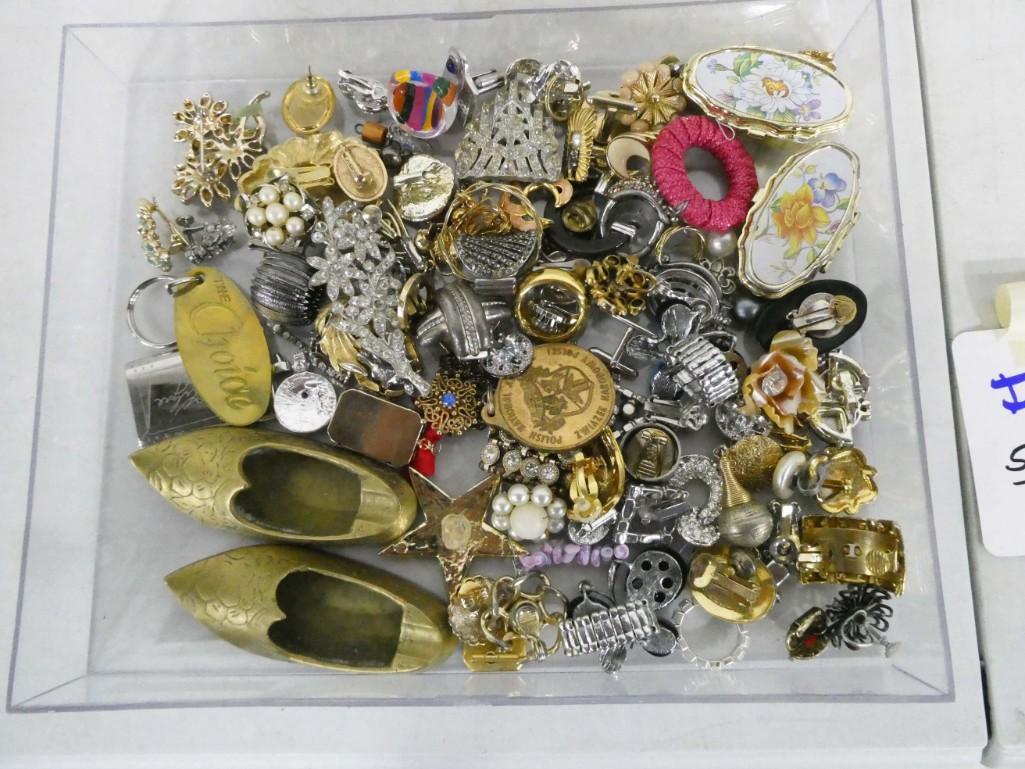 Lot of Costume Jewelry , Smalls , etc: Lot of Costume Jewelry , Smalls , etc including 2 small brass shoe ashtrays