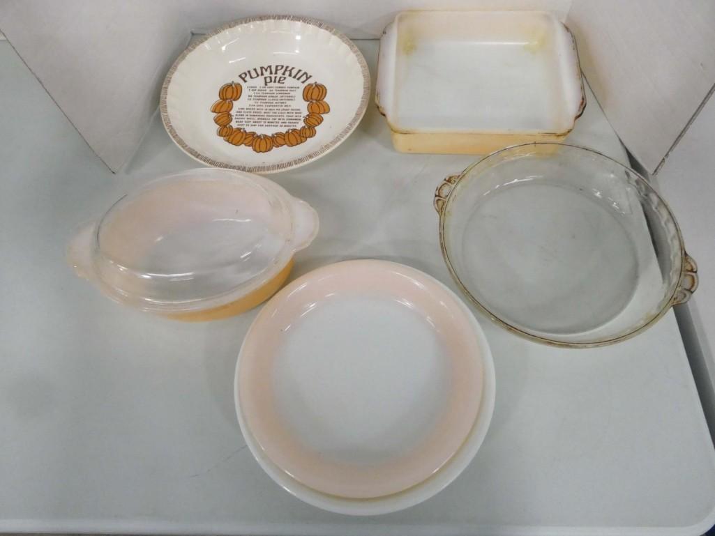 Bakeware incl Marigold Fire King , etc (1 of 2)