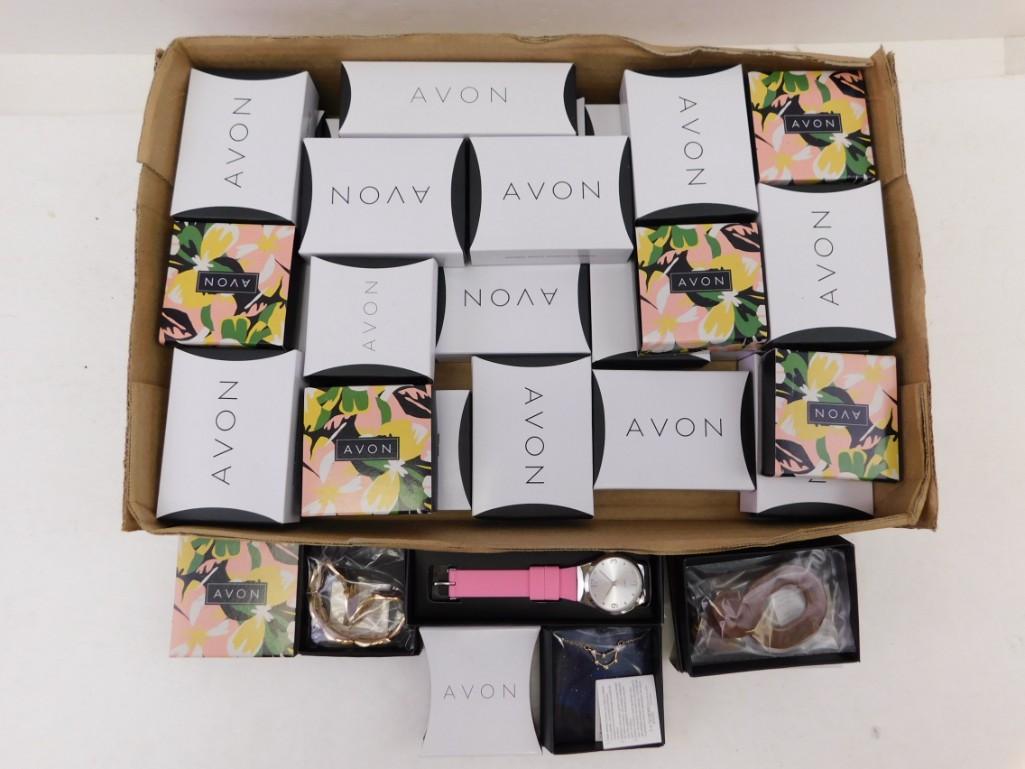 New in Box Avon Jewelry: Lot of New in Box Avon Jewelry