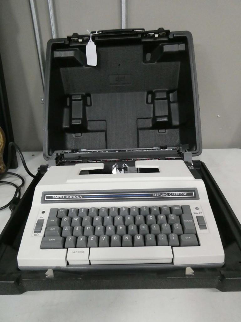 Smith Corona Sterling Cartridge Typewriter Untested (1 of 2)