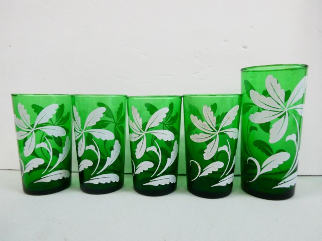5 Vintage Green and White Glasses or Tumblers with Floral Pattern: 5 Vintage Green and White Glasses or Tumblers with Floral Pattern . 1 is taller.