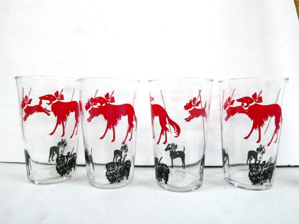 4 Vintage Federal Glass Dog Pattern Juice Glasses or Tumblers: 4 Vintage Federal Glass Dog Pattern Juice Glasses