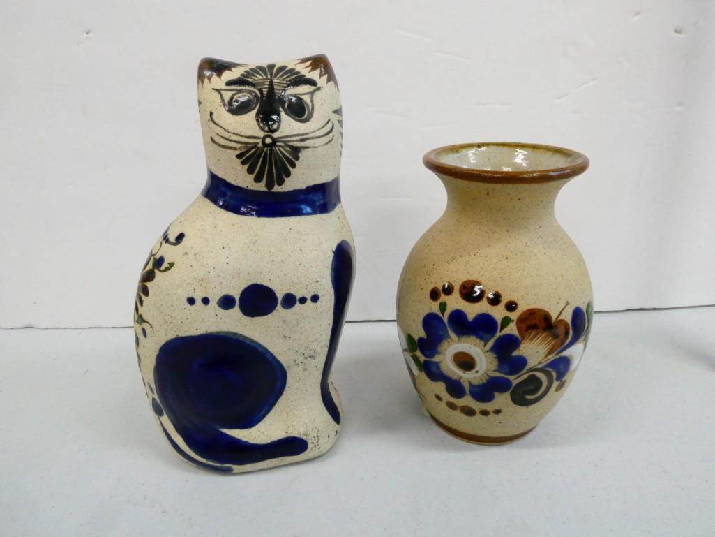 Mexican Pottery Cat and Vase (1 of 8)