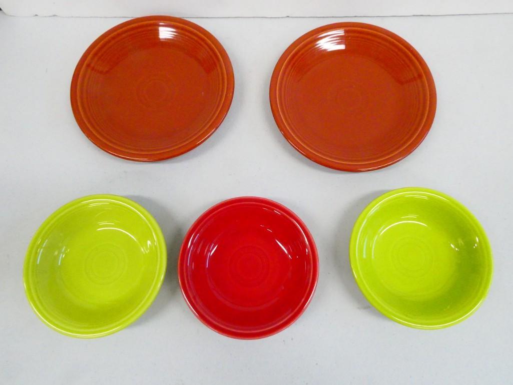 Fiesta Ware Lot incl 2 Plates and 3 Bowls (1 of 2)