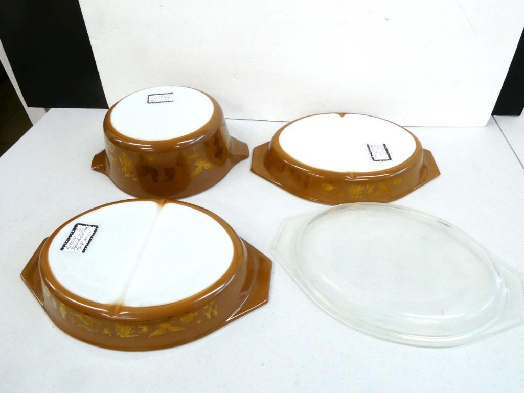 Vintage Pyrex Early American Casseroles incl 2 1/2 Qt Casserole , 2  1-1/2 Qt Divided Dishes (1 of 9)