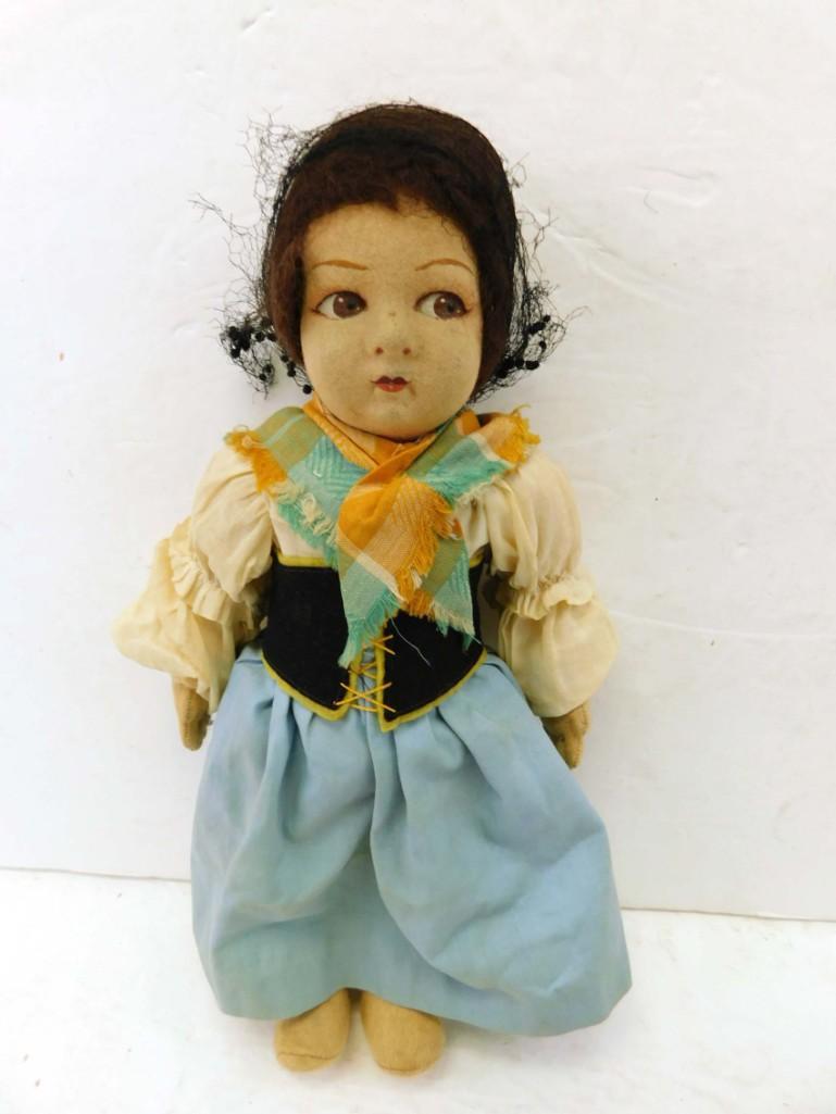 1930s Unmarked Lenci Felt 12" Girl doll, Orig Outfid: 1930s Unmarked Lenci Felt 12" Girl doll, Orig Outfid . 12", all felt, jointed. Possibly early unmarked Lenci. Molded, painted face, mohair hair, original felt outfit, missing shoes. Circa 1920-30s