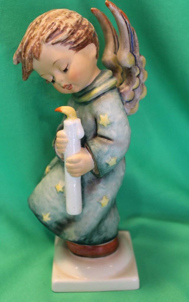 Goebel Hummel 7.25" Tall Heavenly Angel Figurine TMK 6 21/I: Goebel Hummel 7.25" Tall Heavenly Angel Figurine TMK 6 21/I Signed on the bottom