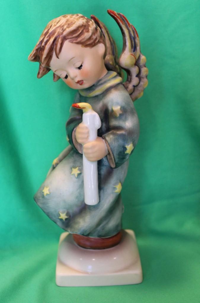 8.5" Goebel Hummel Heavenly Angel Figurine (1 of 5)