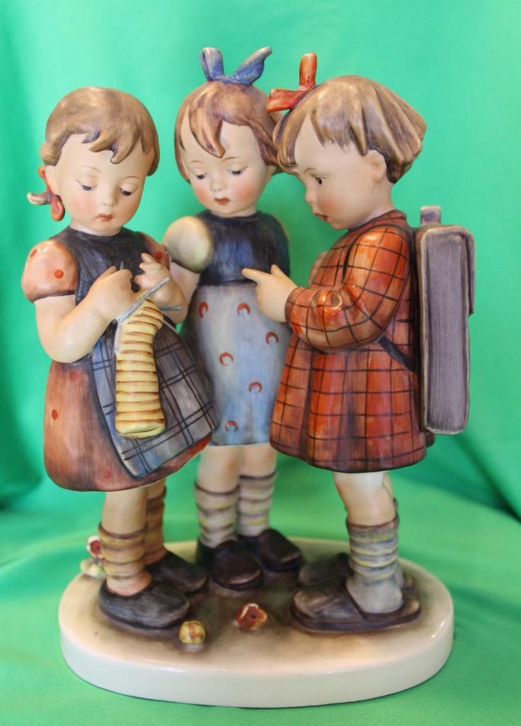 Goebel Hummel School Girls Figurine TMK 2 177/III (1 of 11)