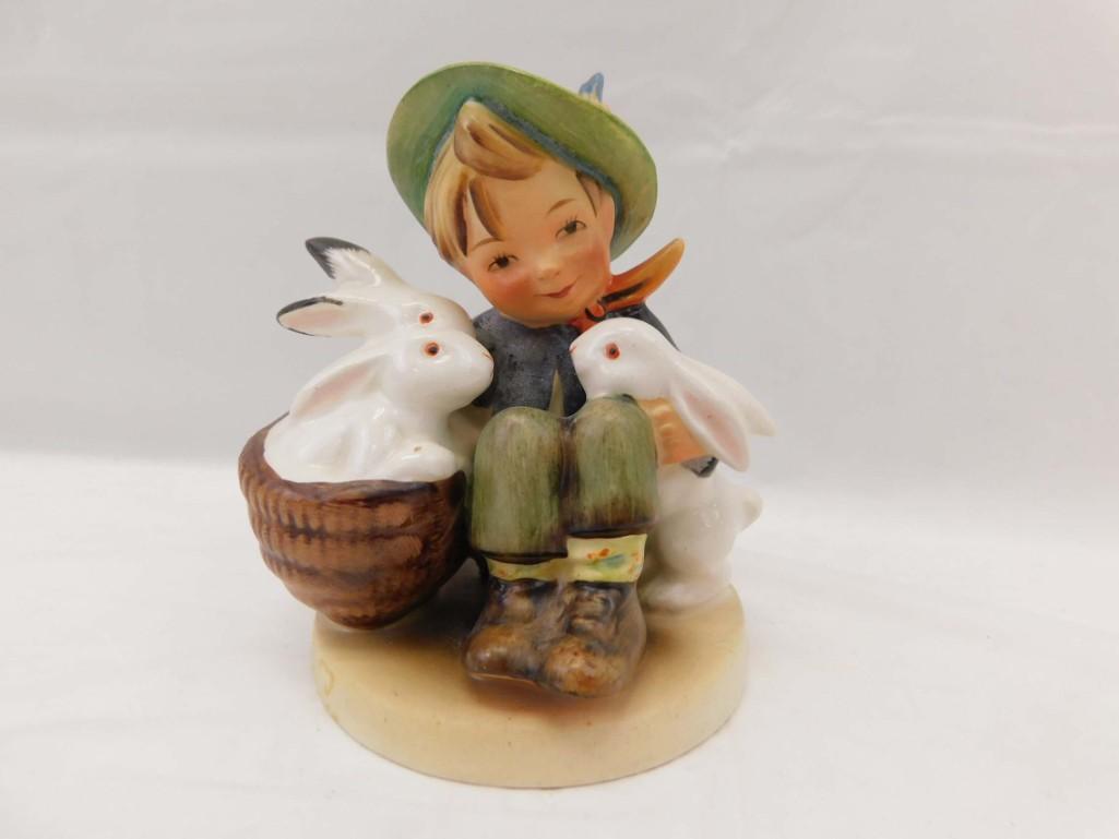 Goebel Hummel Playmates Figurine 4" Tall (1 of 4)