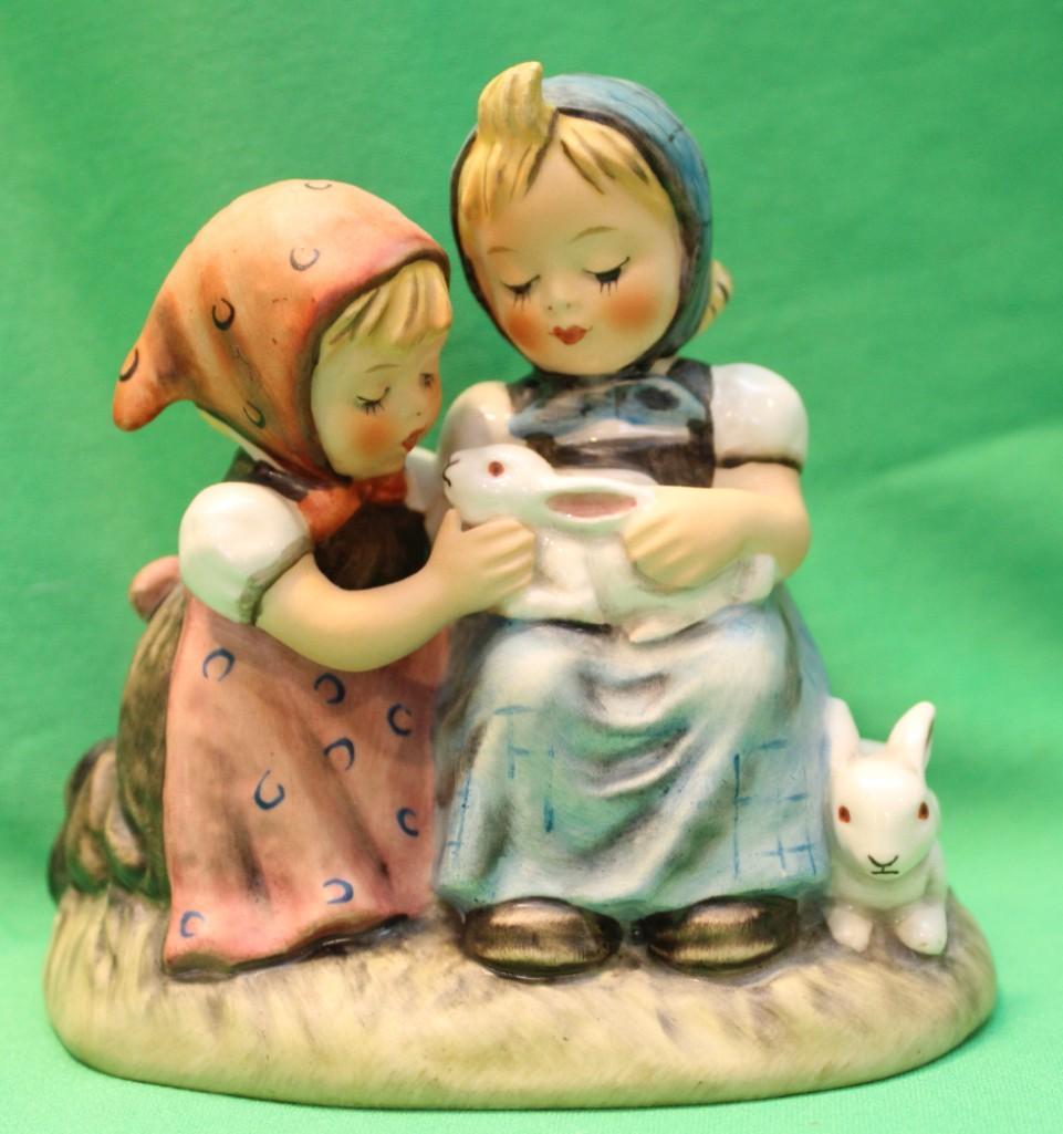 Goebel Hummel Easter Time TMK 5 Approx 4.25" #384 (1 of 5)