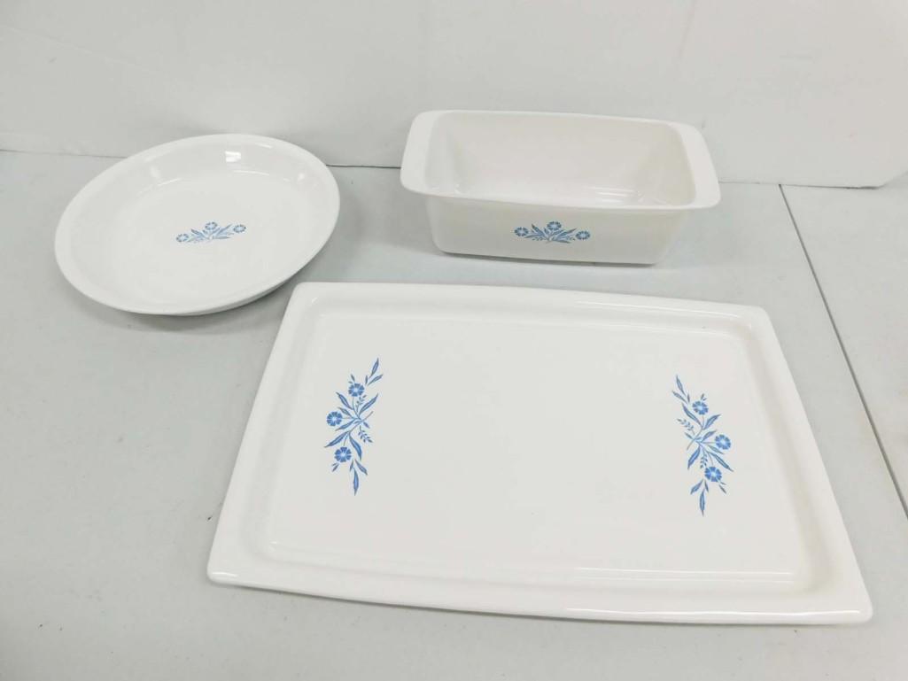 Corningware Tray, Pie Plate, and Loaf Pan (1 of 5)
