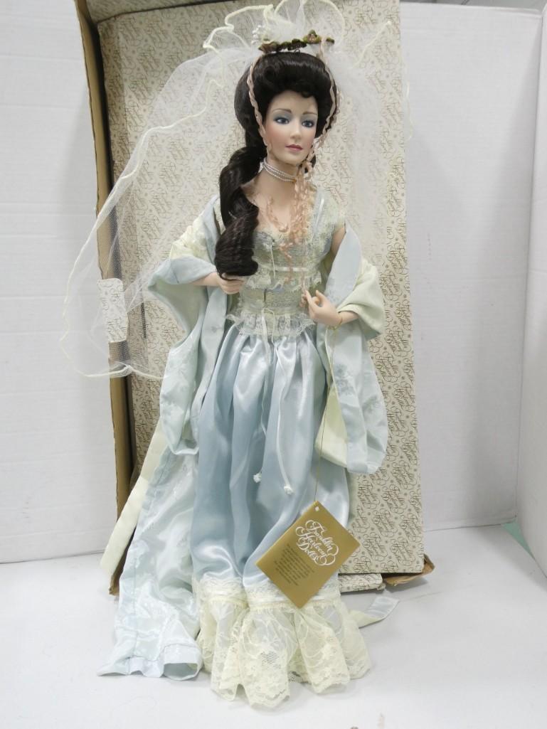 Franklin Heirloom Gibson Girl Boudoir Doll with Original Box and Wrist Tag: Franklin Heirloom Gibson Girl Boudoir Doll with Original Box and Wrist Tag and Paperwork. The mirror is included, but the handles has a crack that could be easily repaired.