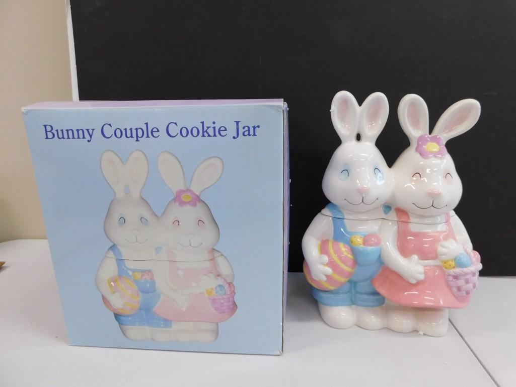 Bunny Couple Cookie Jar in Original Box (1 of 4)