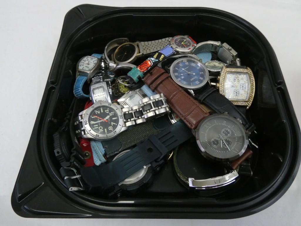 Lot of assorted watches - untested (1 of 2)