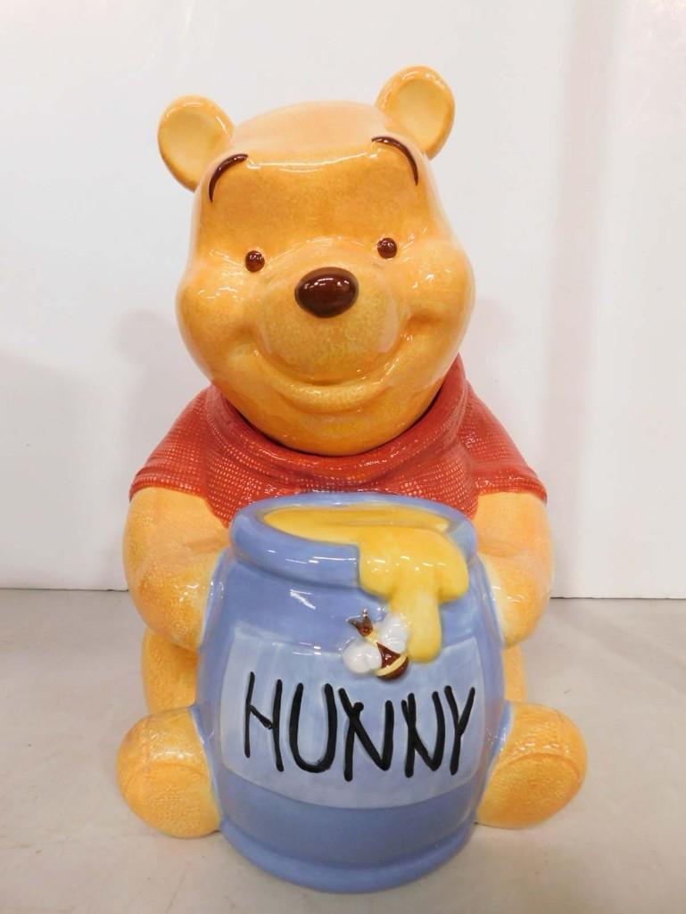 Disney Winnie the Pooh Cookie Jar (1 of 4)