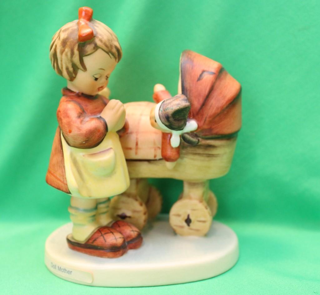 Goebel Hummel Doll Mother Figurine TMK 6 #67 4.5" Tall (1 of 3)